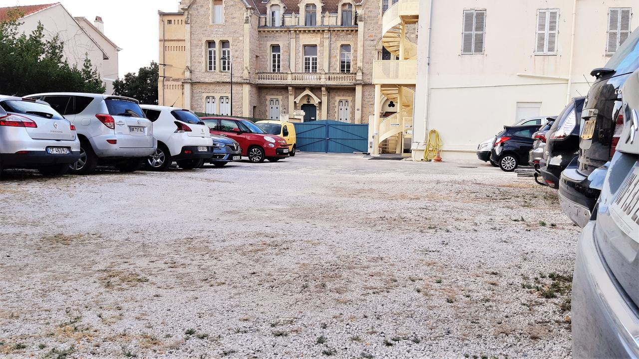 הייר Hotel Du Parc מראה חיצוני תמונה